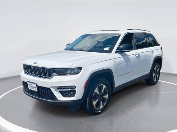 JEEP GRAND CHEROKEE 2024 1C4RJYB6XR8958856 image